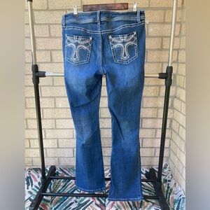 VTG Cross Detail Embroidered Back Pockets White Stitch Boot Cut Flare Leg Jeans